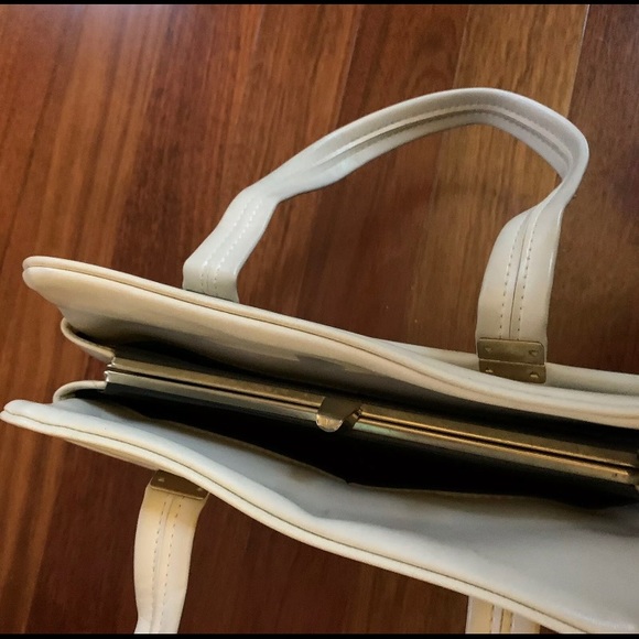 Vintage 1960s Carpet Bag Needlepoint Floral Handbag - Picture 7 of 11